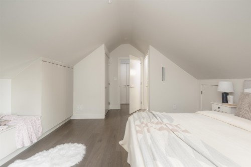 1-638 46Th Avenue E, Vancouver, BC - Indoor Photo Showing Bedroom