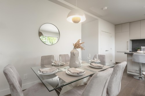 1-638 46Th Avenue E, Vancouver, BC - Indoor Photo Showing Dining Room