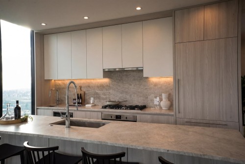 4108-4168 Lougheed Highway, Burnaby, BC - Indoor Photo Showing Kitchen With Upgraded Kitchen