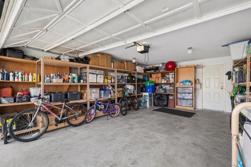 4491 Carter Drive, Richmond, BC - Indoor Photo Showing Garage