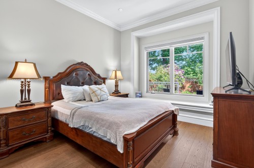 8520 Elsmore Road, Richmond, BC - Indoor Photo Showing Bedroom