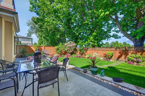 8520 Elsmore Road, Richmond, BC - Outdoor