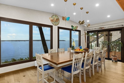 3298 Radcliffe Avenue, West Vancouver, BC - Indoor Photo Showing Dining Room
