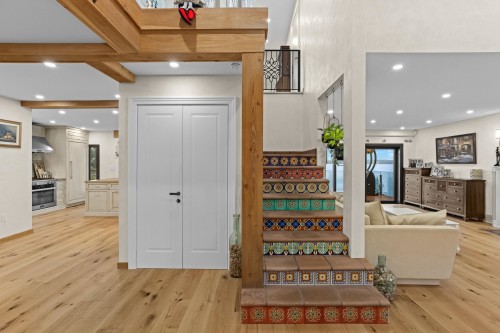 3298 Radcliffe Avenue, West Vancouver, BC - Indoor Photo Showing Other Room