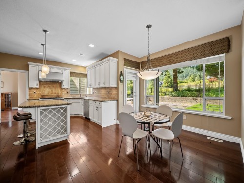 1760 Hampton Drive, Coquitlam, BC - Indoor