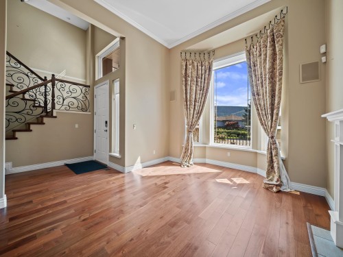 1760 Hampton Drive, Coquitlam, BC - Indoor Photo Showing Other Room