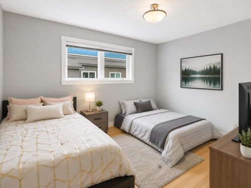 12-39752 Government Road, Squamish, BC - Indoor Photo Showing Bedroom