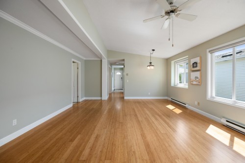 5379 Regatta Way, Delta, BC - Indoor Photo Showing Other Room