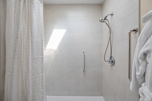 5379 Regatta Way, Delta, BC - Indoor Photo Showing Bathroom