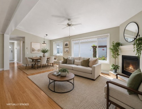 5379 Regatta Way, Delta, BC - Indoor Photo Showing Living Room With Fireplace