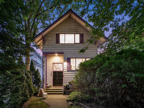 122 17Th Avenue W, Vancouver, BC - Outdoor