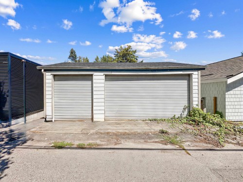 122 17Th Avenue W, Vancouver, BC - Outdoor