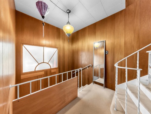 122 17Th Avenue W, Vancouver, BC - Indoor Photo Showing Other Room