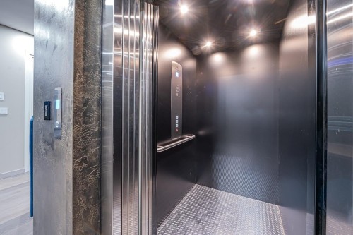 592 Craigmohr Drive, West Vancouver, BC - Indoor