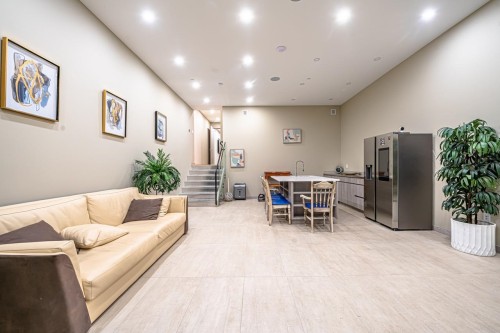 592 Craigmohr Drive, West Vancouver, BC - Indoor