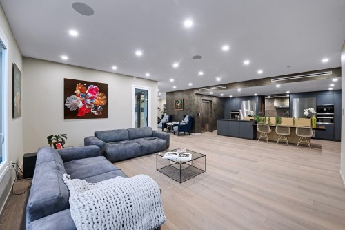 592 Craigmohr Drive, West Vancouver, BC - Indoor