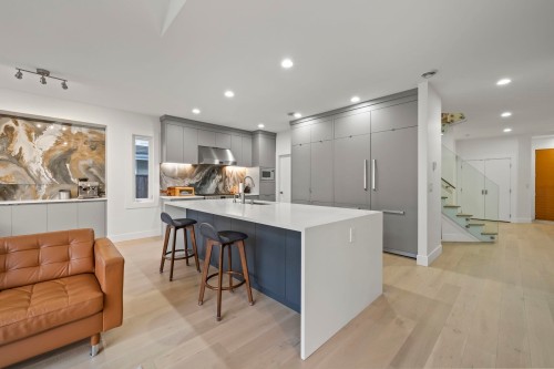 5358 Crescent Drive, Delta, BC - Indoor Photo Showing Kitchen With Upgraded Kitchen