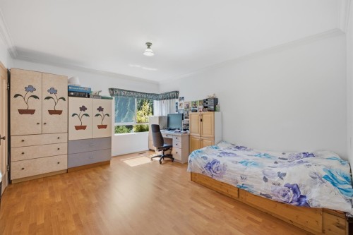 55 King Edward Avenue W, Vancouver, BC - Indoor Photo Showing Bedroom