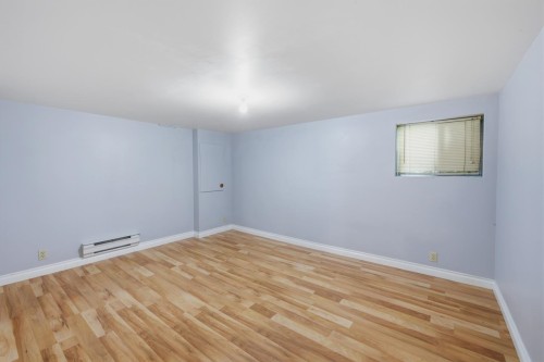 55 King Edward Avenue W, Vancouver, BC - Indoor Photo Showing Other Room