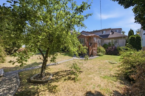 55 King Edward Avenue W, Vancouver, BC - Outdoor