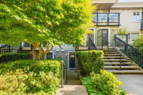 78-728 14Th Street W, North Vancouver, BC - Outdoor