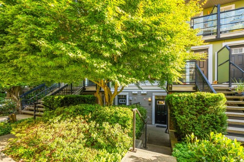 78-728 14Th Street W, North Vancouver, BC - Outdoor