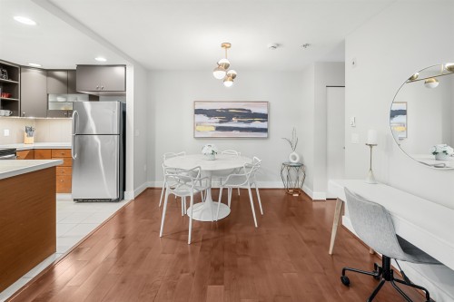 78-728 14Th Street W, North Vancouver, BC - Indoor