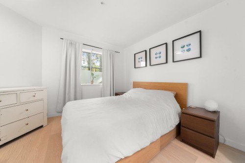 107-2023 Franklin Street, Vancouver, BC - Indoor Photo Showing Bedroom
