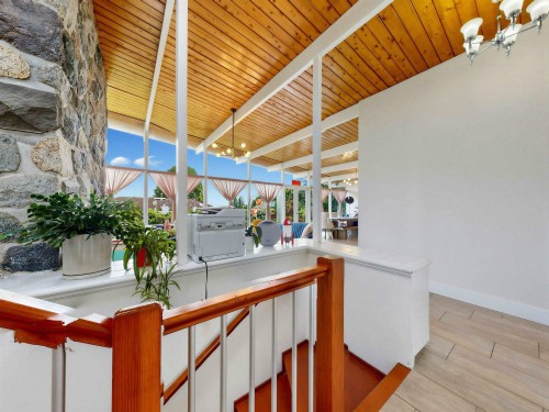 1066 Palmerston Avenue, West Vancouver, BC - Indoor Photo Showing Other Room