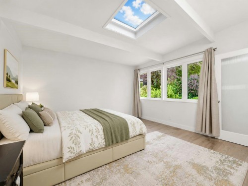 1066 Palmerston Avenue, West Vancouver, BC - Indoor Photo Showing Bedroom