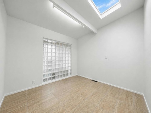 1066 Palmerston Avenue, West Vancouver, BC - Indoor Photo Showing Other Room