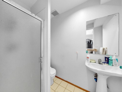 1066 Palmerston Avenue, West Vancouver, BC - Indoor Photo Showing Bathroom