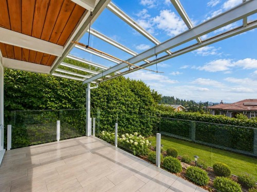 1066 Palmerston Avenue, West Vancouver, BC - Outdoor