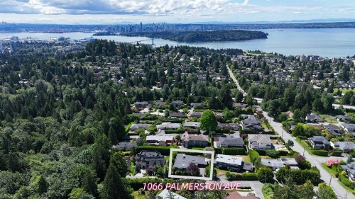 1066 Palmerston Avenue, West Vancouver, BC - Outdoor With Body Of Water With View