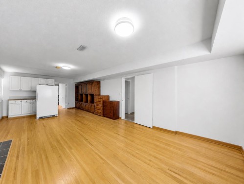 245 63Rd Avenue W, Vancouver, BC - Indoor