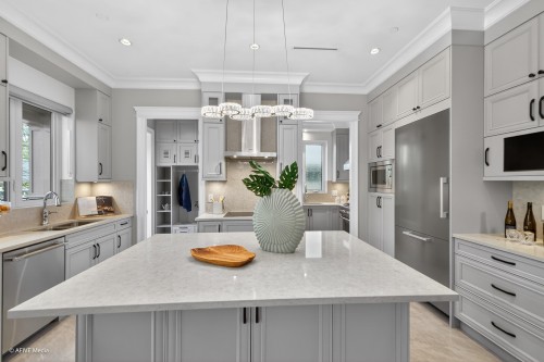 3349 37Th Avenue W, Vancouver, BC - Indoor Photo Showing Kitchen With Double Sink With Upgraded Kitchen