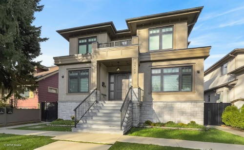 3349 37Th Avenue W, Vancouver, BC - Outdoor