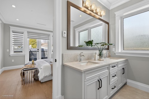 3349 37Th Avenue W, Vancouver, BC - Indoor Photo Showing Bathroom