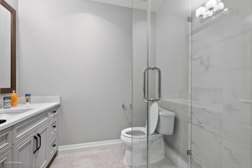 3349 37Th Avenue W, Vancouver, BC - Indoor Photo Showing Bathroom