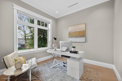 3349 37Th Avenue W, Vancouver, BC - Indoor Photo Showing Office