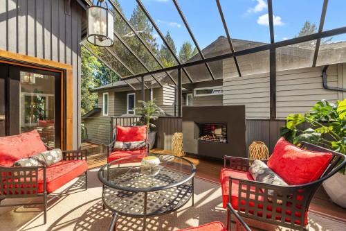 5522 Deerhorn Lane, North Vancouver, BC - Outdoor With Deck Patio Veranda With Exterior