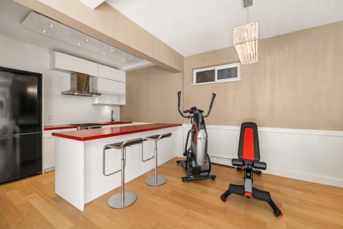 5522 Deerhorn Lane, North Vancouver, BC - Indoor