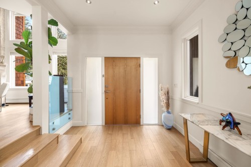 5522 Deerhorn Lane, North Vancouver, BC - Indoor Photo Showing Other Room