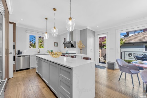 3491 40Th Avenue W, Vancouver, BC - Indoor Photo Showing Kitchen With Upgraded Kitchen