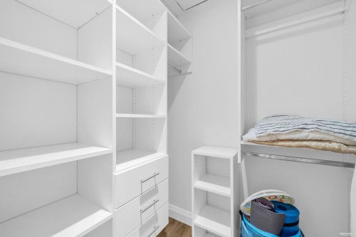 3491 40Th Avenue W, Vancouver, BC - Indoor With Storage