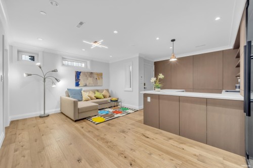 3491 40Th Avenue W, Vancouver, BC - Indoor