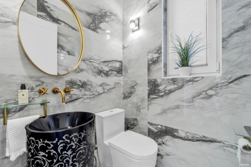 3491 40Th Avenue W, Vancouver, BC - Indoor Photo Showing Bathroom