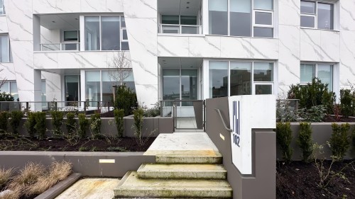 102-660 Quayside Drive  New Westminster, BC V3M 0P1