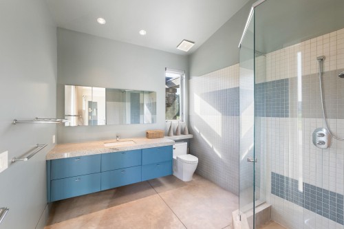12831 No. 4 Road, Richmond, BC - Indoor Photo Showing Bathroom