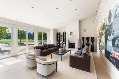 12831 No. 4 Road, Richmond, BC - Indoor Photo Showing Living Room With Fireplace